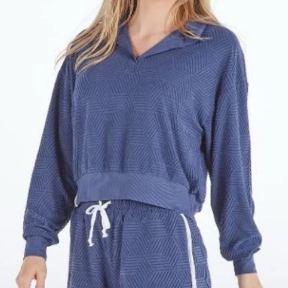 NWT Simply Southern Navy Blue Geometric Pullover
